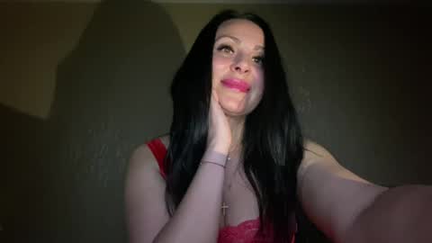 Snapshot of honeyvibe26 chatting on 05-29-26, 08:18 honeyvibe26 online show from 05-29-26, 08:18