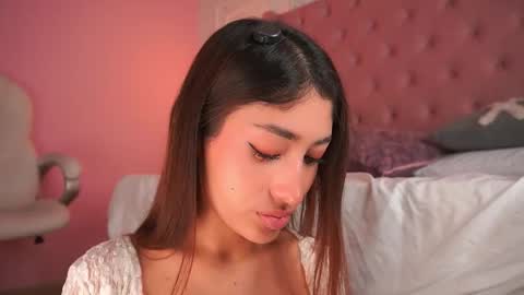 Honey Moon  Help me to reach 100 thumbs up online show from 03-12-26, 07:53