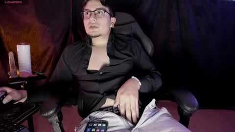 Snapshot of honter20 chatting on 07-01-26, 10:53 robiin online show from 07-01-26, 10:53
