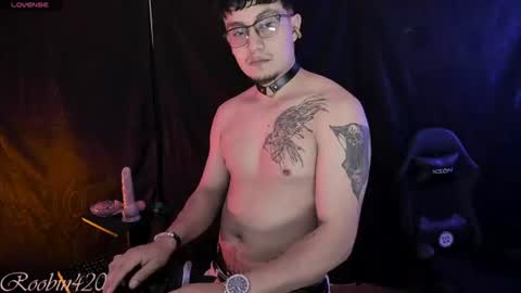 Snapshot of honter20 chatting on 07-09-26, 05:44 robiin online show from 07-09-26, 05:44