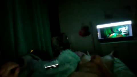 Snapshot of hoogguns chatting on 02-17-26, 08:22 Lets cum same time online show from 02-17-26, 08:22