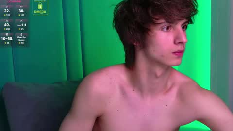 Snapshot of hoogwilder chatting on 02-06-26, 08:34 HOOG online show from 02-06-26, 08:34