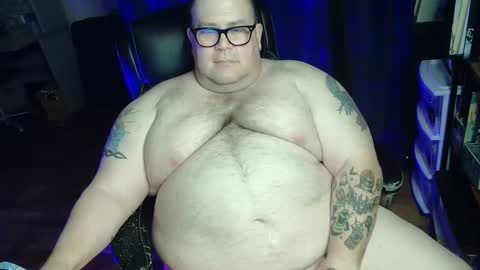 Snapshot of hoosierdaddyxl chatting on 09-14-25, 04:44 Sir online show from 09-14-25, 04:44