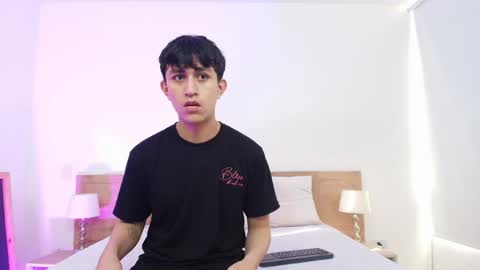 hoot_booys_ online show from 03-23-26, 08:35