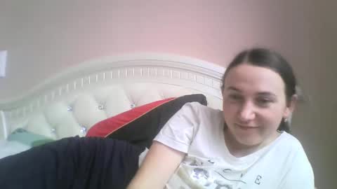 hootloove69 online show from 05-12-26, 04:26