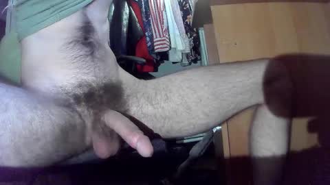 Snapshot of hoover2k chatting on 11-01-25, 04:09 c2c online show from 11-01-25, 04:09