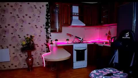 hope happyyy online show from 10-18-25, 01:30