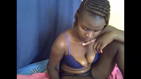 Snapshot of hope_terry chatting on 03-01-25, 12:12 hope_terry online show from 03-01-25, 12:12