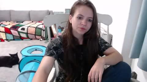Snapshot of hope_xo chatting on 06-26-26, 09:30 Hope online show from 06-26-26, 09:30