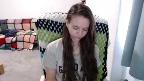 Snapshot of hope_xo chatting on 07-18-26, 08:51 Hope online show from 07-18-26, 08:51
