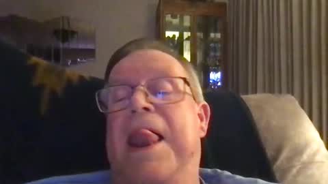 horndog online show from 11-16-25, 07:47