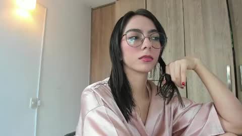 Snapshot of horny_adiction chatting on 06-04-26, 08:37 horny_adiction online show from 06-04-26, 08:37