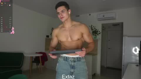 Snapshot of horny_goats chatting on 12-02-25, 02:23 Extaz Athrey Howard online show from 12-02-25, 02:23