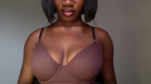 Snapshot of horny_goddess_delilah chatting on 05-08-26, 10:53 delilah online show from 05-08-26, 10:53