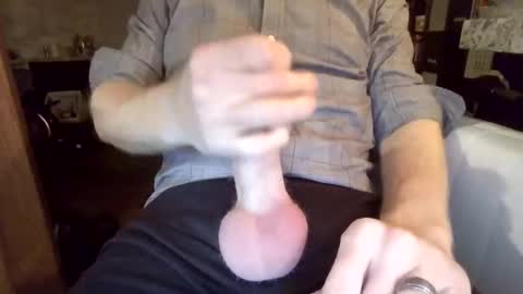 Snapshot of horny_hubby0077 chatting on 04-21-26, 02:51 Horny Hubby online show from 04-21-26, 02:51