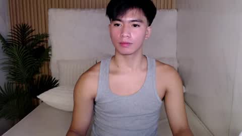 Snapshot of horny_jamesxx chatting on 07-05-26, 05:31 cum boy james online show from 07-05-26, 05:31