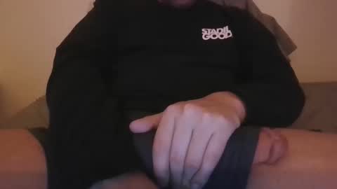 Snapshot of horny_matias chatting on 02-13-25, 04:00 horny_matias online show from 02-13-25, 04:00