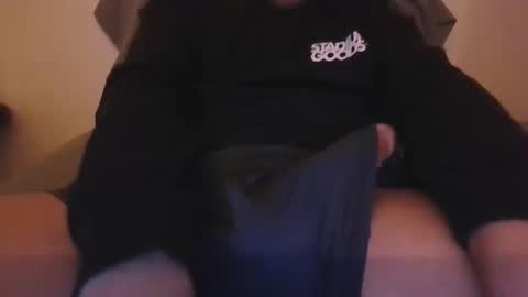 Snapshot of horny_matias chatting on 02-21-25, 05:02 horny_matias online show from 02-21-25, 05:02