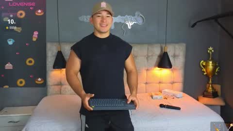 horny_nick18 online show from 01-06-26, 09:24