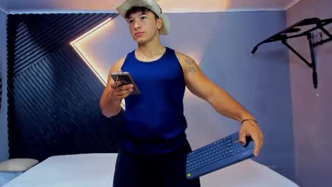 Snapshot of horny_nick18 chatting on 06-18-26, 11:25 horny_nick18 online show from 06-18-26, 11:25