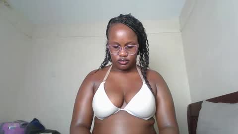 Lucy online show from 02-19-26, 01:29