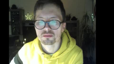 Snapshot of horny_sexy_1 chatting on 12-21-25, 09:00 horny_sexy_1 online show from 12-21-25, 09:00