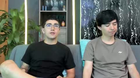 Alex and Camilo online show from 02-22-26, 03:43