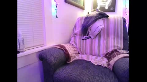 Snapshot of horny_willing_ready chatting on 12-14-25, 12:43 Horny Willing Ready online show from 12-14-25, 12:43