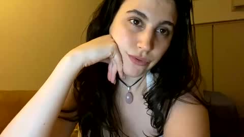 Snapshot of hornybaby675 chatting on 12-11-24, 06:04 Tina baby online show from 12-11-24, 06:04