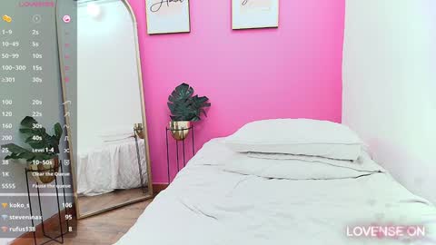 Khloe  online show from 12-31-24, 02:36