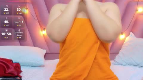 Khloe  online show from 02-05-26, 12:10