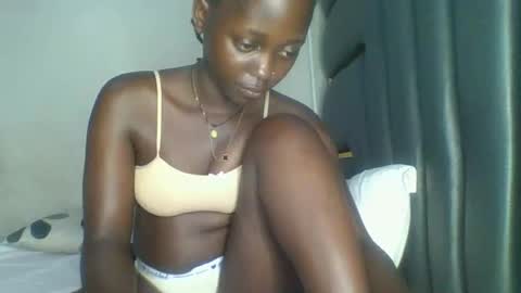 Bella online show from 04-14-26, 07:25