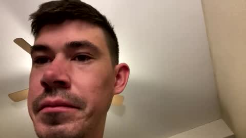 Justin 7 inches online show from 10-25-25, 03:51