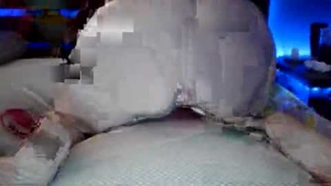 Snapshot of hornycouple4542 chatting on 09-10-25, 09:15 hornycouple4542 online show from 09-10-25, 09:15