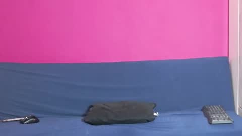 Erika online show from 10-26-25, 01:39