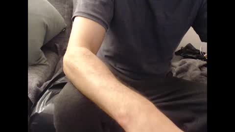 Ahhhh mom use me online show from 03-06-26, 11:45