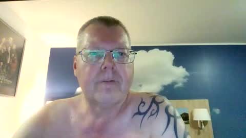 Meikelmeier online show from 09-23-25, 07:06