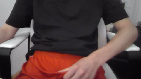 hornygermancollegeboy0 online show from 05-24-26, 10:42