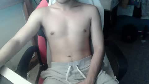 Flea online show from 04-22-26, 07:33