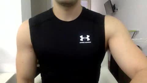 hornyspaniard93 online show from 01-09-26, 03:37