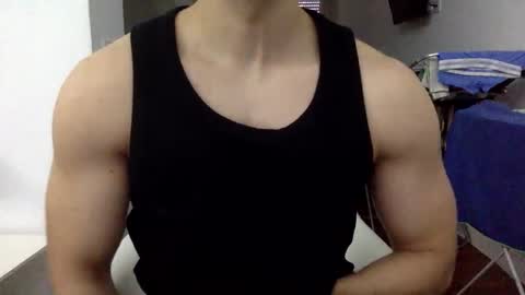 hornyspaniard93 online show from 04-25-26, 12:52