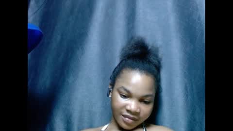 Snapshot of hornyxbum chatting on 12-14-24, 04:01 hornyxbum online show from 12-14-24, 04:01