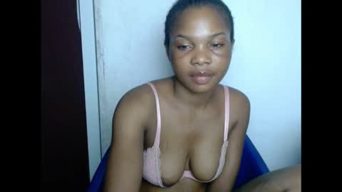 Snapshot of hornyxbum chatting on 11-28-25, 11:07 hornyxbum online show from 11-28-25, 11:07