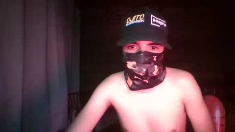 hornyy_boyy18 online show from 03-18-26, 04:48