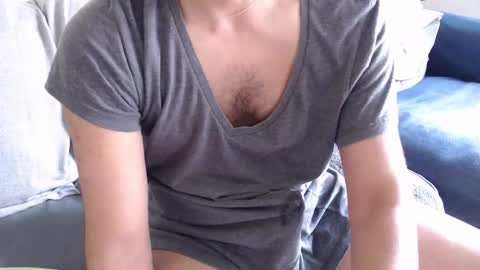 Snapshot of hornyygentleman chatting on 09-30-25, 02:33 Oz online show from 09-30-25, 02:33