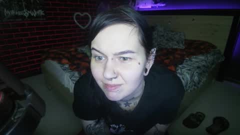 Messalina Horror online show from 11-27-25, 01:40