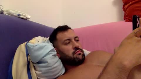 Snapshot of horsechris chatting on 09-12-25, 10:32 Chriss90 online show from 09-12-25, 10:32