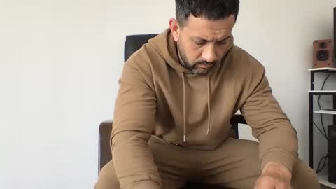 Chriss90 online show from 04-16-26, 08:15