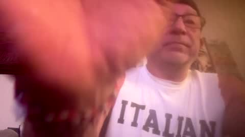 hoss43040 online show from 09-15-25, 01:49