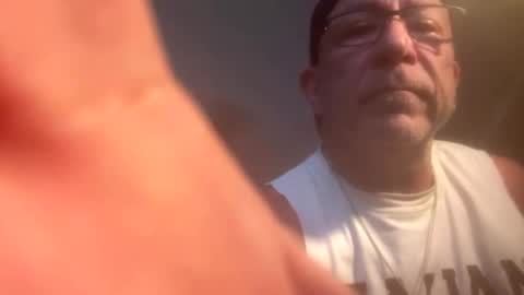 hoss43040 online show from 09-21-25, 09:16